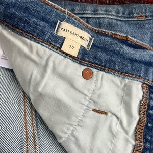 Madewell Cali demi size 30, 11” rise